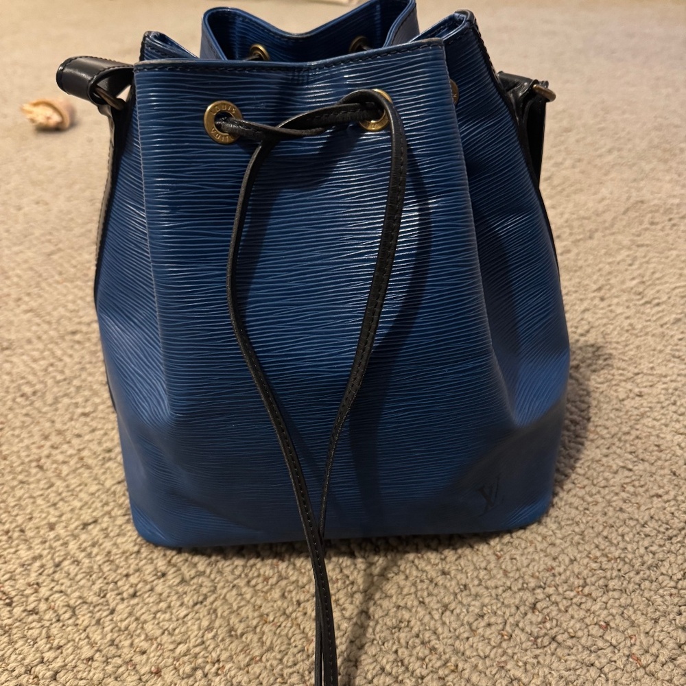 Louis Vuitton Epi Leather Noe